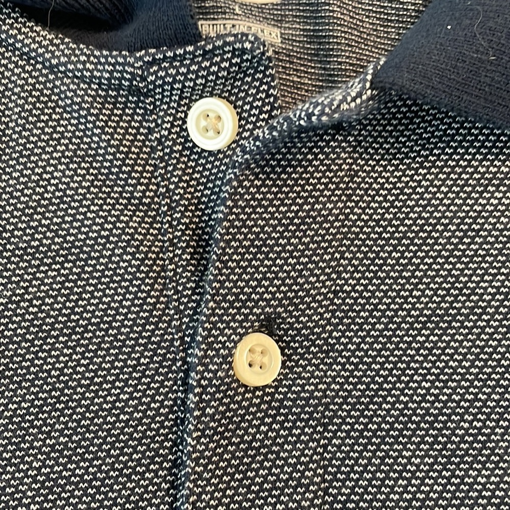 Old Navy Built In Flex Polo, Size L - Picture 3 of 5